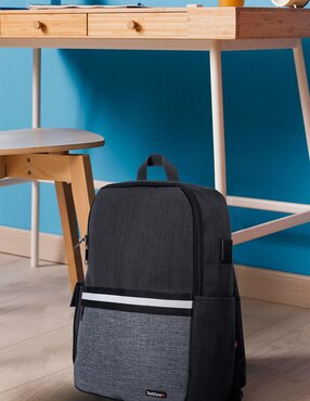 Mochila porta laptop Techzone Young Glad 15.6 pulgadas