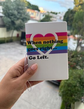 Porta pasaporte Mamá Pulpo Go Left
