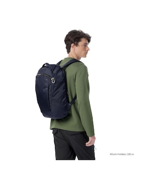 Mochila con portalaptop Totto daytona impermeable para hombre