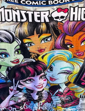 Cobija clásica de tejido suave Generica Monster High para niña