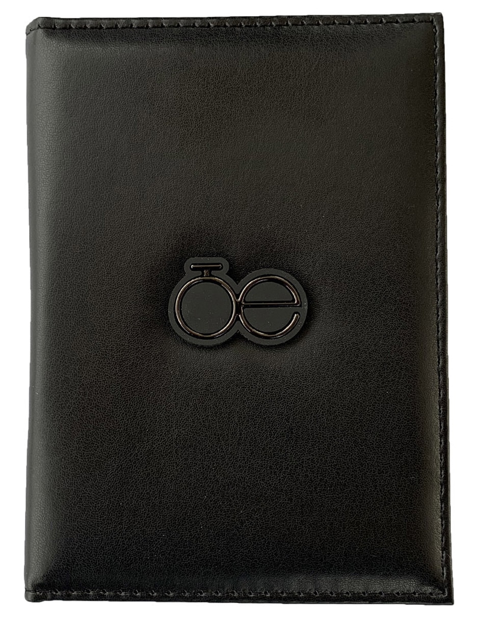 PORTA PASAPORTE CLOE, NEGRO