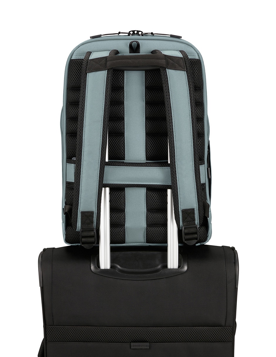 Mochila porta laptop Stackd Biz 14 pulgadas 15