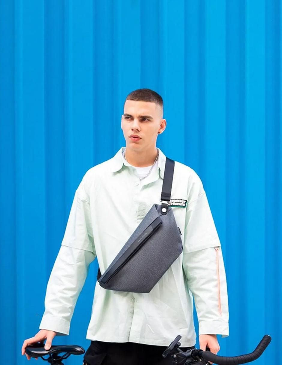 Mochila bandolera impermeable unisex 10