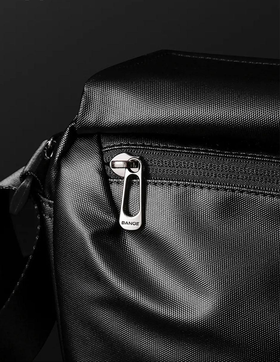 Mochila bandolera impermeable unisex 10